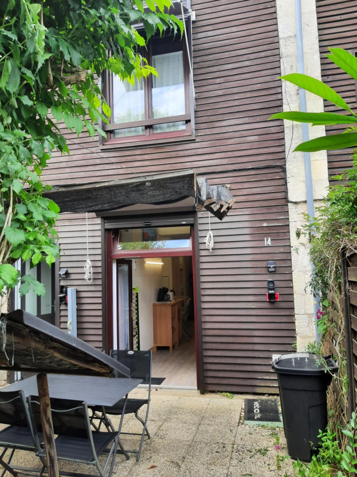 Duplex14H 1Er Etage Jardinet 1 Parking Ou Studio14B Rdc Terrasse Sans Parking 라로셸 외부 사진