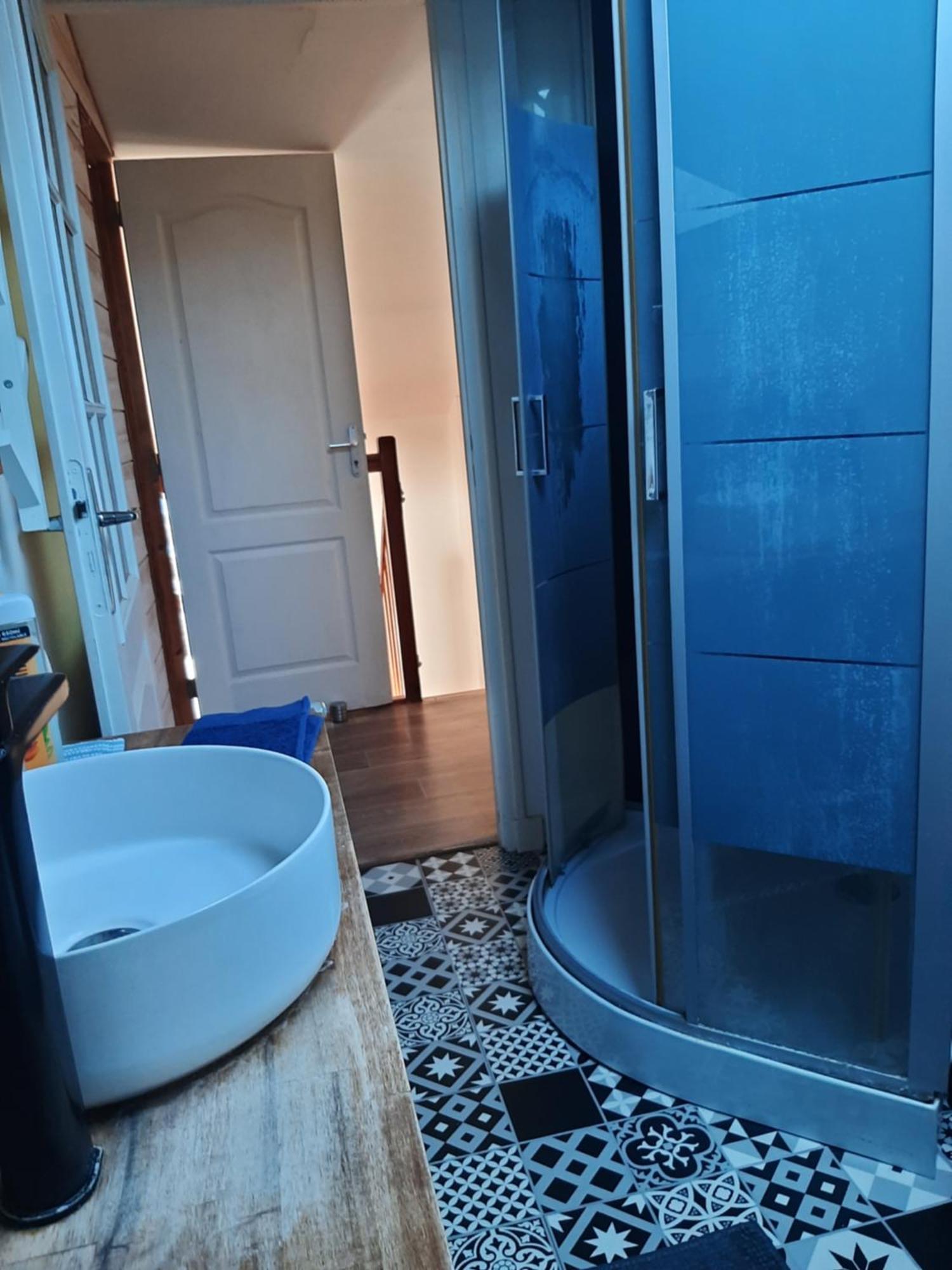 Duplex14H 1Er Etage Jardinet 1 Parking Ou Studio14B Rdc Terrasse Sans Parking 라로셸 외부 사진