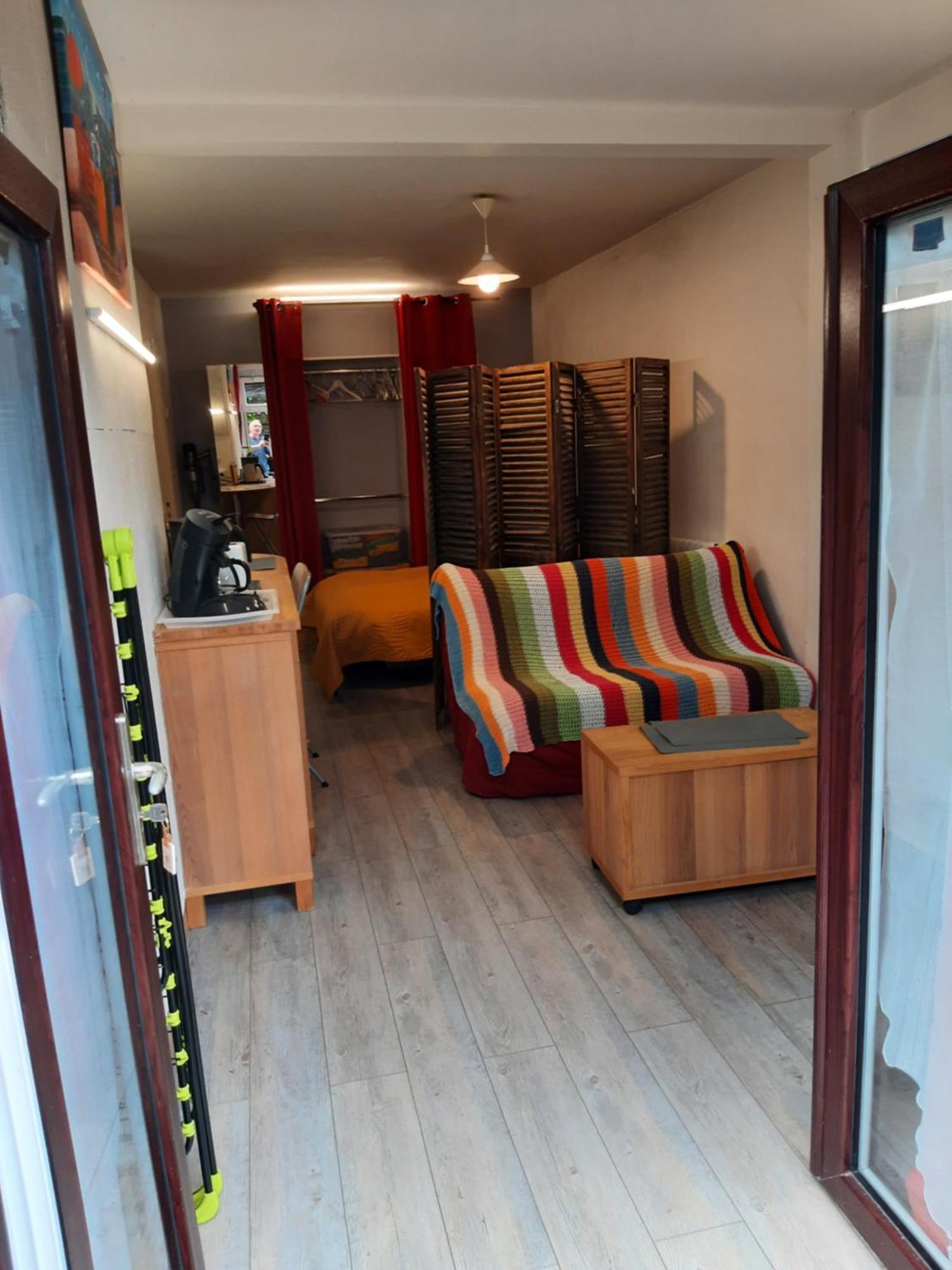 Duplex14H 1Er Etage Jardinet 1 Parking Ou Studio14B Rdc Terrasse Sans Parking 라로셸 외부 사진